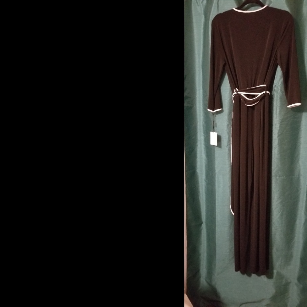 Never worn Pantsuit - Picture 2 of 4